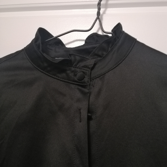 Silky Chic Black Blouse - Picture 6 of 6